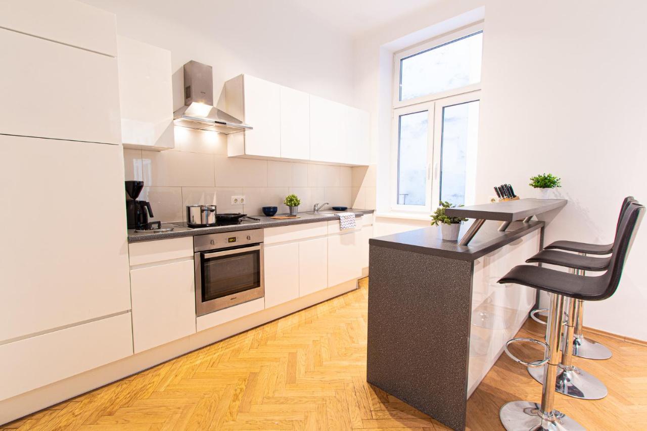 Apartment Lindengasse เวียนนา ภายนอก รูปภาพ